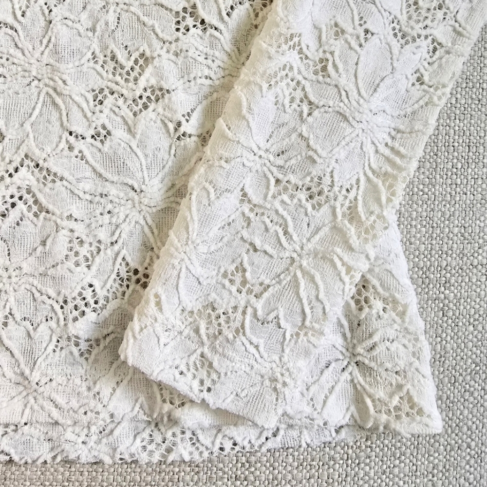 WHBM White House Black Market Lace Turtleneck Top Blouse Small Y2K 90s Fitted - Picture 6 of 7